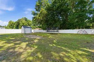 22 Colonial Dr, Salem, NH 03079 - Photo 47