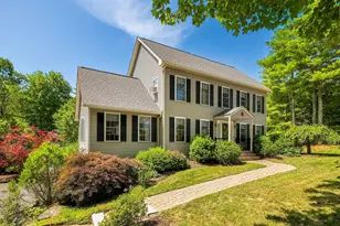 13 Robinson St, Brentwood, NH 03833 - Photo 47