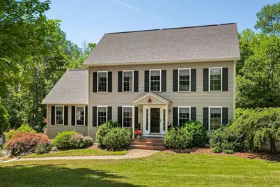 13 Robinson Street, Brentwood, NH 03833 - Photo 1