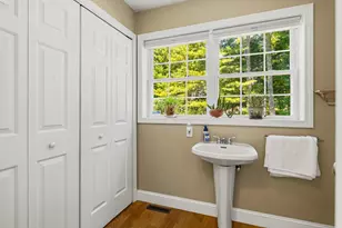 13 Robinson St, Brentwood, NH 03833 - Photo 21