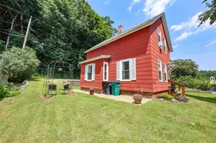 28 Spring St, Hinsdale, NH 03451 - Photo 7