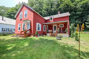 28 Spring St, Hinsdale, NH 03451 - Photo 3