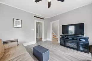 25 Dearborn St, Manchester, NH 03103 - Photo 31