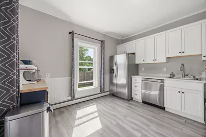 25 Dearborn Street, Manchester, NH 03103 - Photo 19