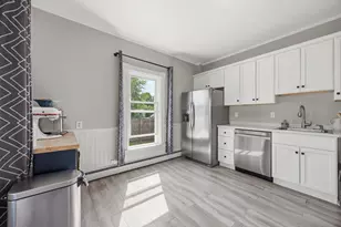 25 Dearborn St, Manchester, NH 03103 - Photo 19