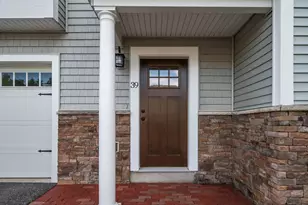 39 Acadia Ln, Exeter, NH 03833 - Photo 3