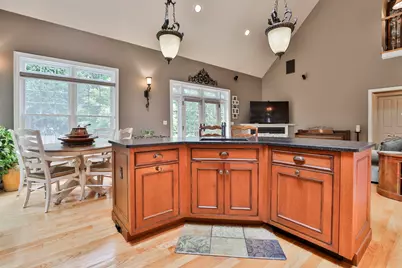 456 North Adams Street, Manchester, NH 03104 - Photo 25