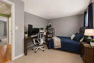 1035 S Mammoth Rd, Manchester, NH 03109 - Photo 23