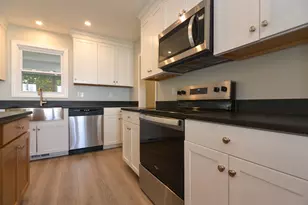 100 Oak St, Laconia, NH 03246 - Photo 3