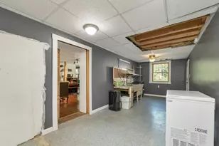 519 N Main St, Wolfeboro, NH 03894 - Photo 47