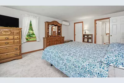 33 Colleen Drive, Salem, NH 03079 - Photo 23
