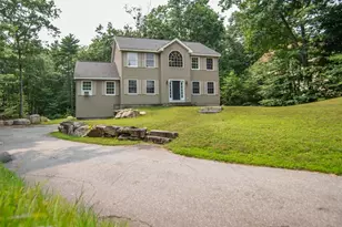 7 Dove Rd, Hooksett, NH 03106 - Photo 1