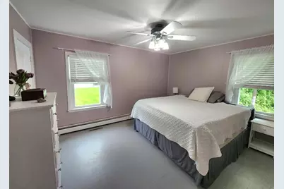 332 Grafton Street, Berlin, NH 03570 - Photo 13
