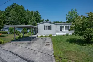 6 Embassy Ave, Hooksett, NH 03106 - Photo 35