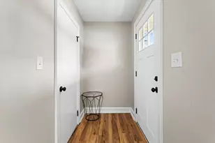 130 Whipple St, Manchester, NH 03102 - Photo 11