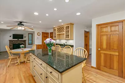 5 Plaza Avenue, Hudson, NH 03051 - Photo 7