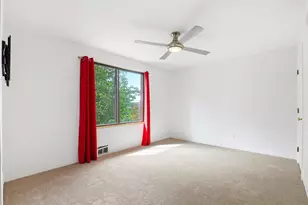365 Kearney Cir, Manchester, NH 03104 - Photo 31