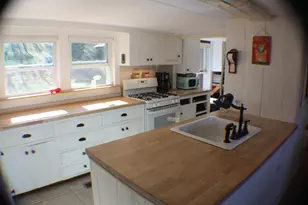 220 New Colony Rd, Orange, NH 03741 - Photo 17