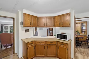 46 Edgewood Dr, Hopkinton, NH 03229 - Photo 5