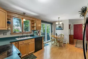 76 Presidential Cir, Hampton, NH 03842 - Photo 11