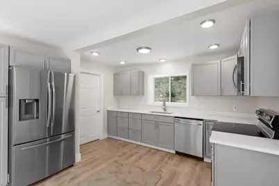 44 Lone Star Avenue, Farmington, NH 03835 - Photo 13