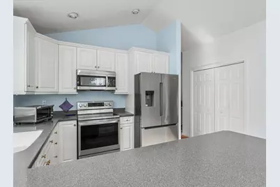 27 Gleneagle Drive, Bedford, NH 03110 - Photo 21