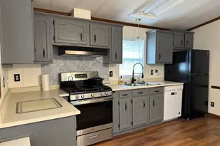 44 Castle Dr, Conway, NH 03818 - Photo 5