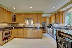 26 Neptune Dr, Rye, NH 03870 - Photo 11