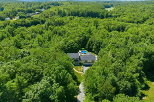 125 Walnut Hill Rd, Derry, NH 03038 - Photo 5