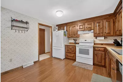 21 Hazel Avenue, Nashua, NH 03062 - Photo 13