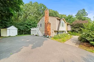 10 Wentworth St, Nashua, NH 03060 - Photo 25
