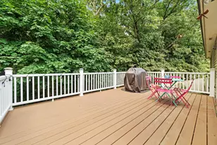10 Wentworth St, Nashua, NH 03060 - Photo 27