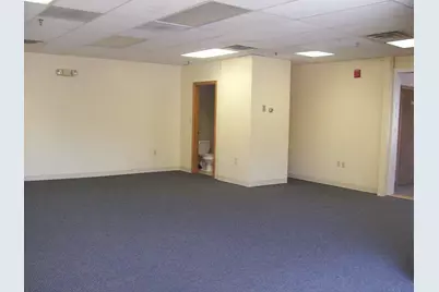 679 Mast Road #23, Manchester, NH 03102 - Photo 5