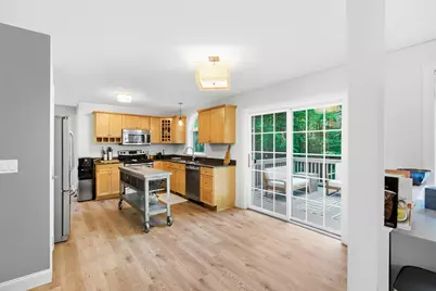 542 Cross Country Road, Pembroke, NH 03275 - Photo 7