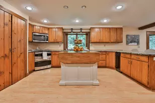 24 Cricket Hill Dr, Amherst, NH 03031 - Photo 13