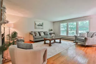 24 Cricket Hill Dr, Amherst, NH 03031 - Photo 9