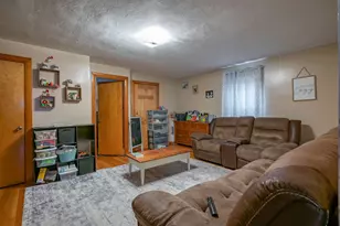 72 Palm St, Nashua, NH 03060 - Photo 7