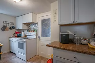 72 Palm St, Nashua, NH 03060 - Photo 3
