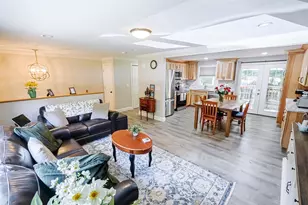 25R Derryfield Rd, Derry, NH 03038 - Photo 5