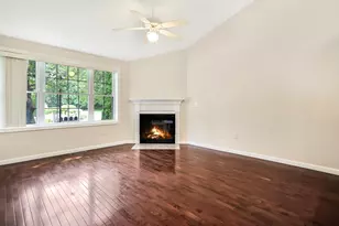 35 Forrest St, Hampstead, NH 03826 - Photo 11