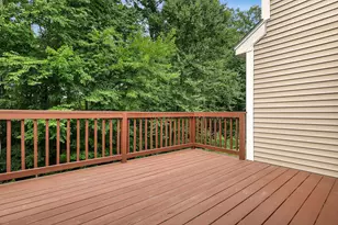 35 Forrest St, Hampstead, NH 03826 - Photo 9