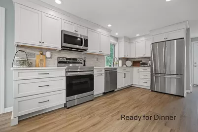 13 Brandy Circle, Litchfield, NH 03052 - Photo 3