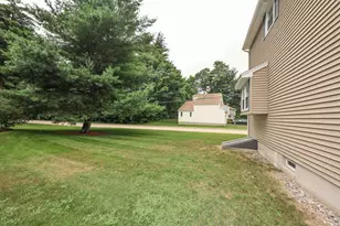 3 Tracey Ave, Nashua, NH 03063 - Photo 53