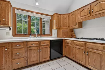 62 Hearthside Circle, Bedford, NH 03110 - Photo 25