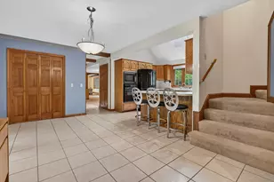 62 Hearthside Cir, Bedford, NH 03110 - Photo 29