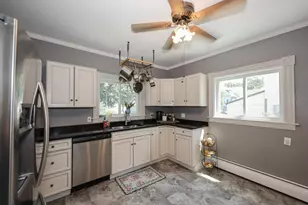 356 Pearl St, Manchester, NH 03104 - Photo 19