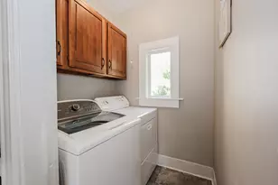 356 Pearl St, Manchester, NH 03104 - Photo 21