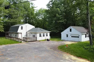 9 Bluebird Ln, Kingston, NH 03848 - Photo 3