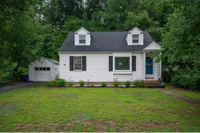 88 Newgate Circle, Manchester, NH 03102 - Photo 1