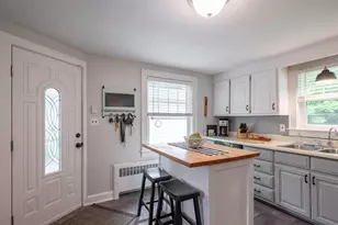 88 Newgate Cir, Manchester, NH 03102 - Photo 5